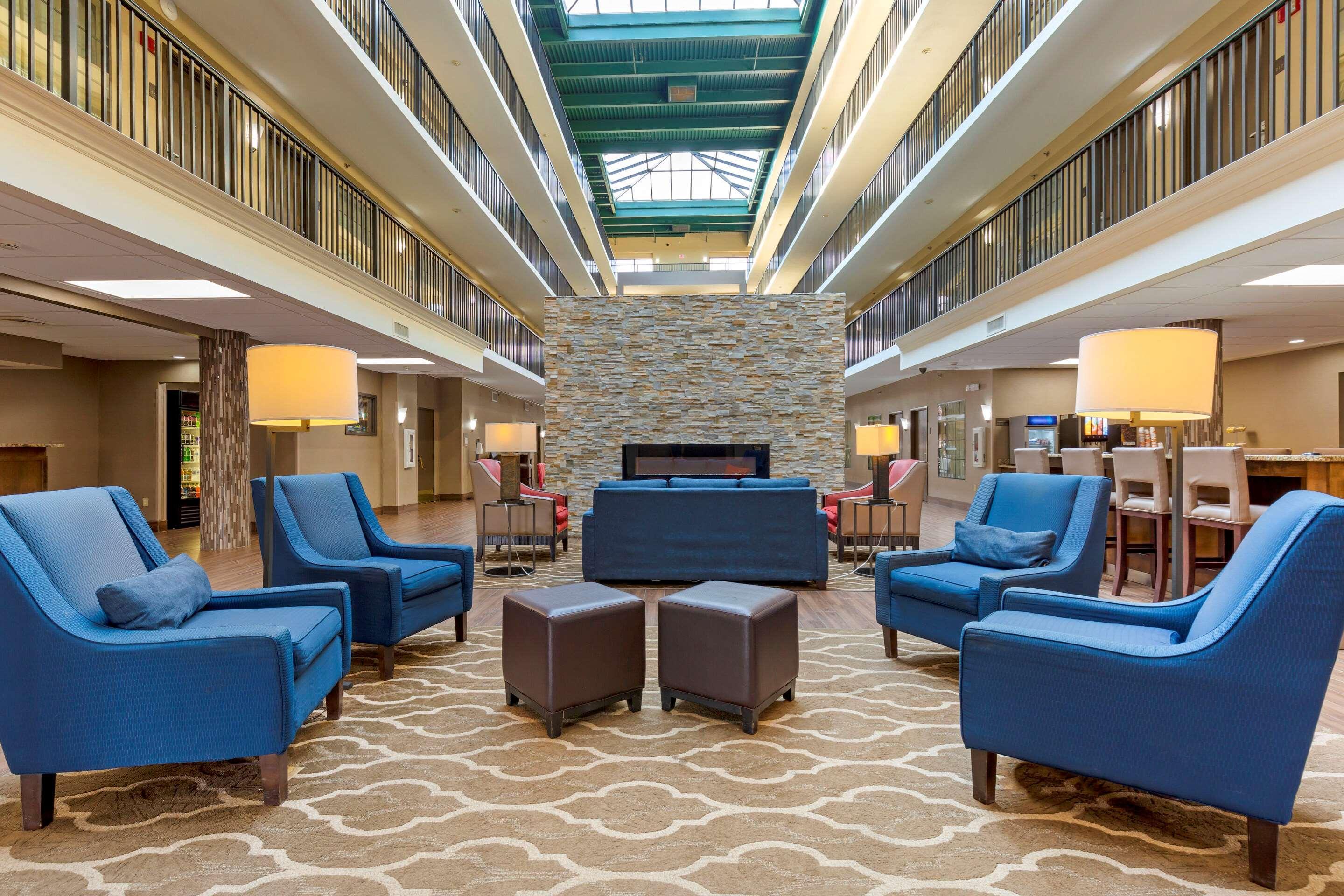 Comfort Suites Fredericksburg South Exterior photo